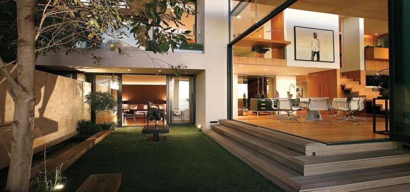 5 Bedroom Property for Sale in Bantry Bay Western Cape